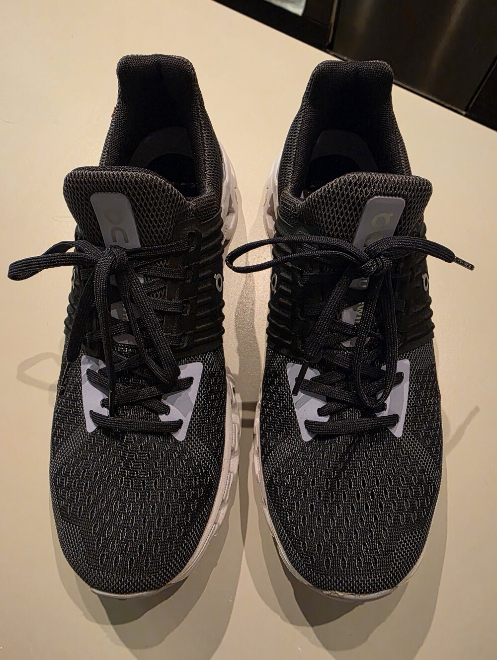 On Cloud Womens Running Sneakers